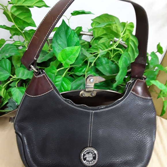 Dooney & Bourke purse & wallet pre-owned - Picture 2 of 7